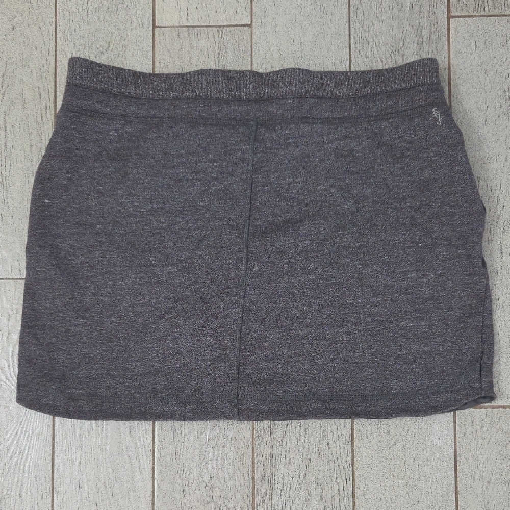 Eastern Mountain Sports Charcoal Knit Skirt, Size Large - Picture 3 of 5